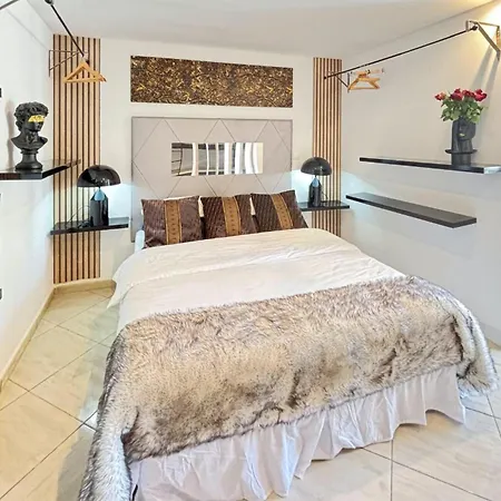 1 Bedroom Nice In Saint-raphael Appartement Saint-Raphaël